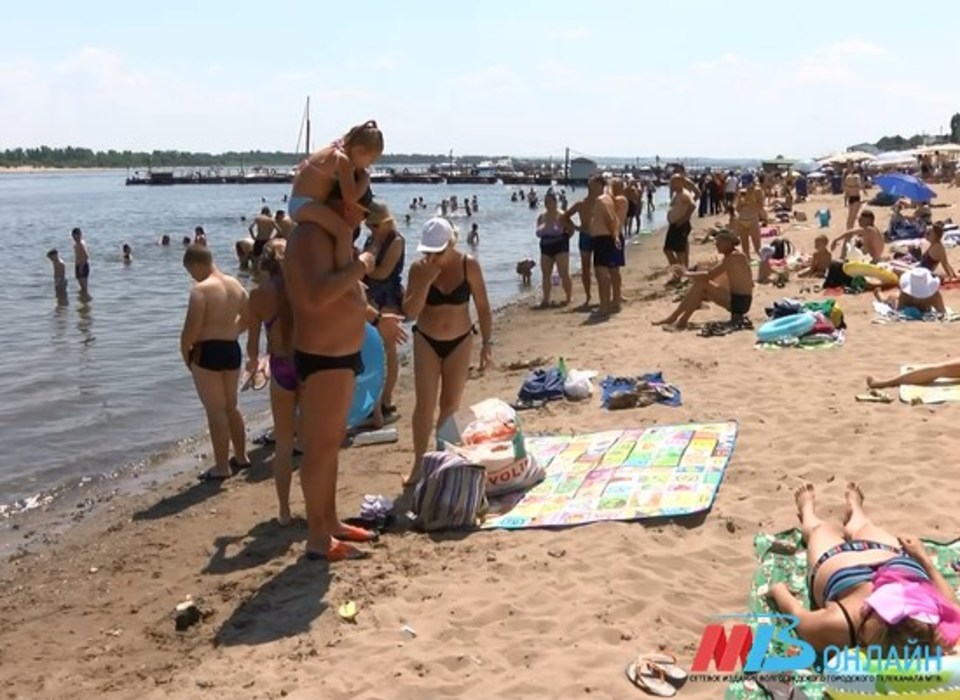 Санитарные врачи проверили качество воды и почвы на волгоградских пляжах